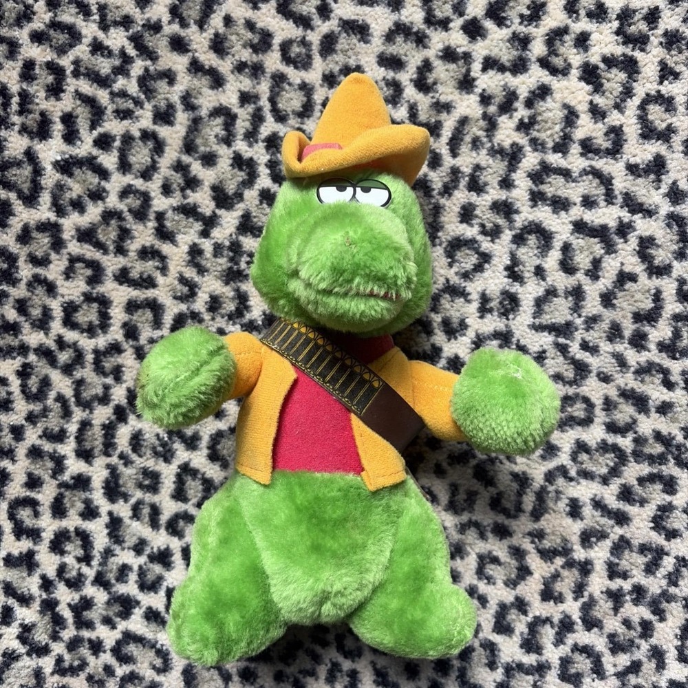NANCO Crocodile Cowboy Plush Gaucho Gator Buckaroo Alligator w Ammo VtG 1988 11"